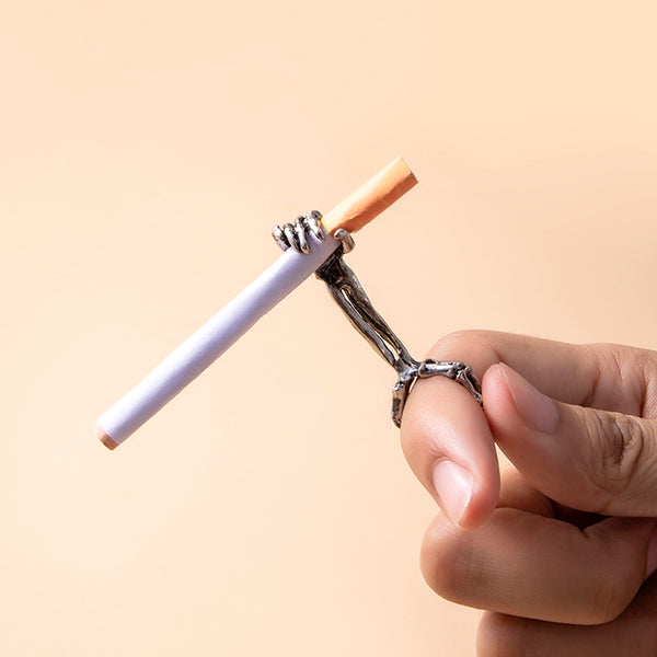 Creative Cigarette Holder Ring Punk Skeleton Hand Slim Cigarettes Clip Knuckle Finger Rings For Men Women