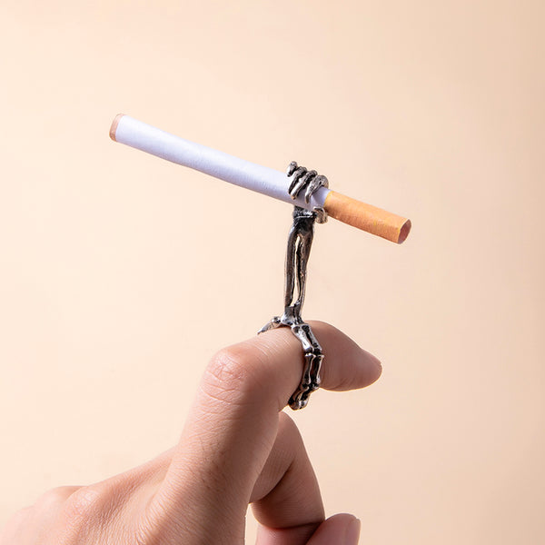 Creative Cigarette Holder Ring Punk Skeleton Hand Slim Cigarettes Clip Knuckle Finger Rings For Men Women
